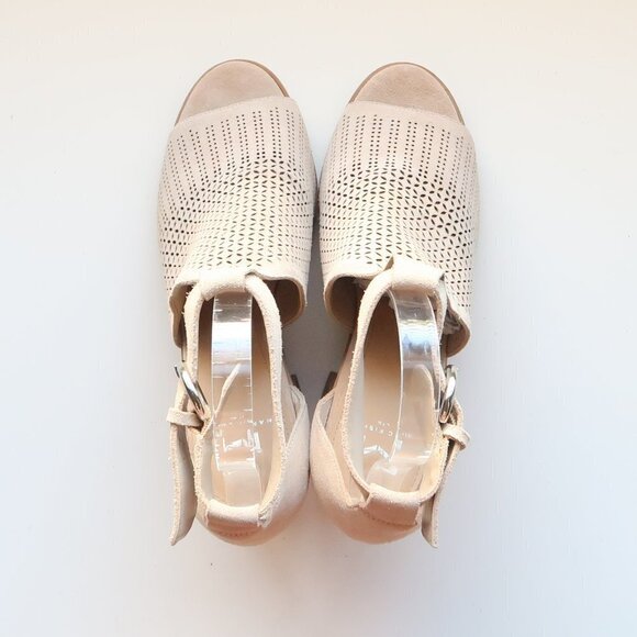 Marc Fisher Beige Laser-cut Suede Leather Peep Toe Block Heel Ankle Strap Sandal - Picture 4 of 16